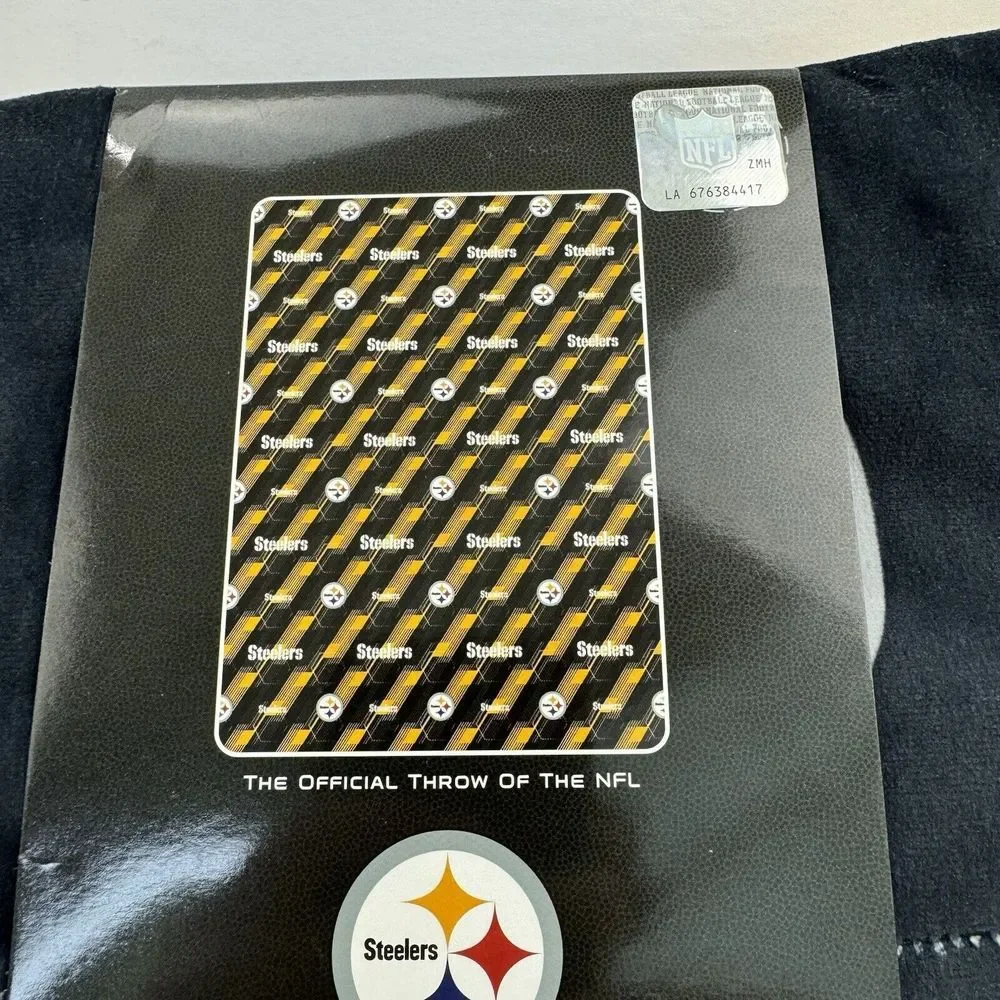 Pittsburgh Steelers Picnic Blanket Black/Gold Team Logo Compact Travel 60x72 NIP